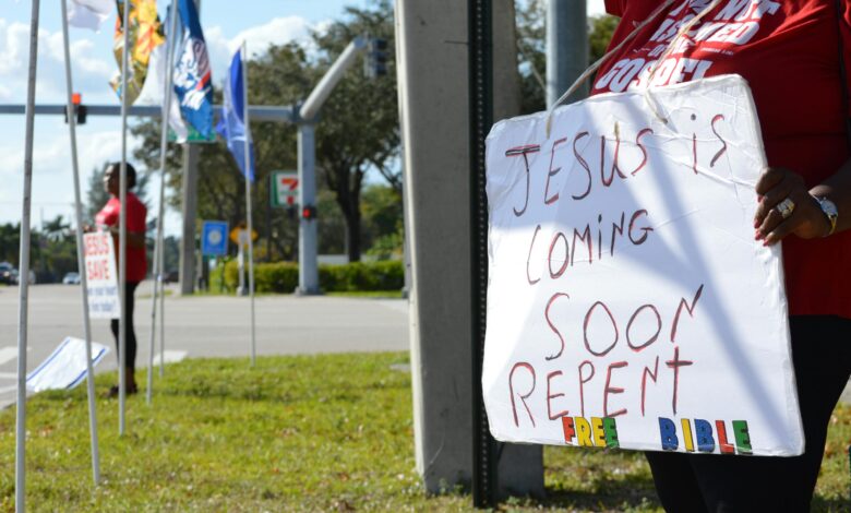 Arizona bill expands religious protections—abortion clinics warn of fallout