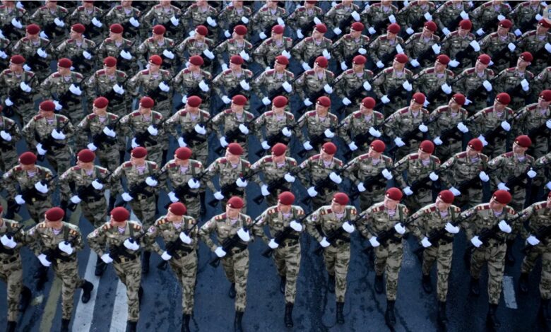 Kreml reynir að leyna met vígbúnaðaruppbyggingu í Rússlandi