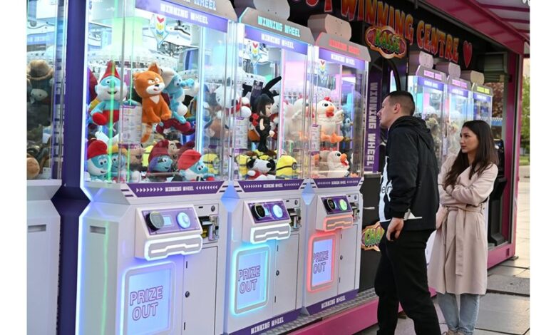 Българското 1 евро: Защо автоматите за играчки отказват новите монети?