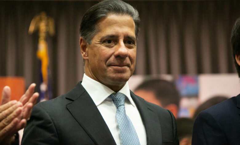 LAUSD suspends Superintendent Alberto Carvalho; Andres Chait acts