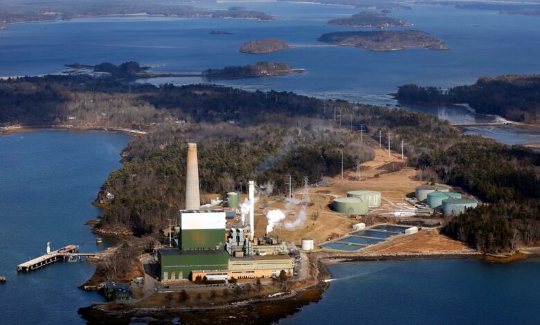 Maine pauses large data centers—could other states follow?