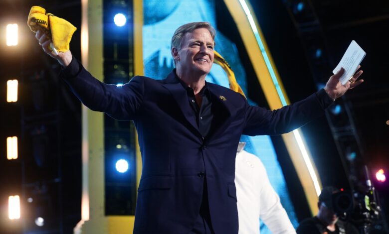 2026 NFL Draft Attendance Record: Pittsburgh Draws 320,000+ for Round 1