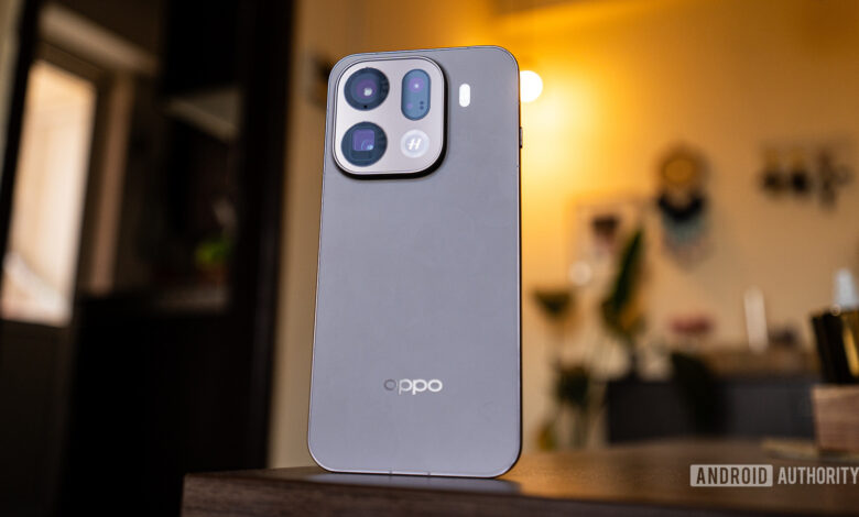 Galaxy S26 Ultra vs OPPO Find X9 Pro: Privacy, cameras, value