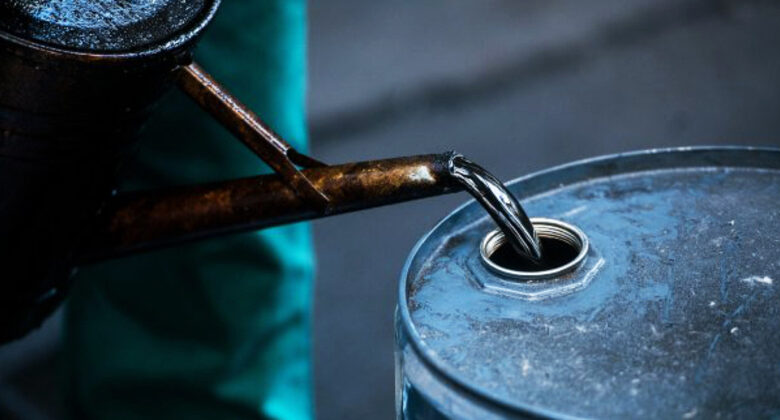 Preço do petróleo sobe 10% após impasse EUA‑Irão