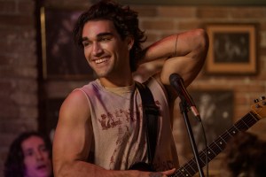 Off Campus Trailer Teases Steamy Fake Dating Season