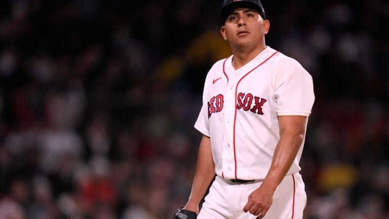 Red Sox stumble again vs Yankees at Fenway, 4-1