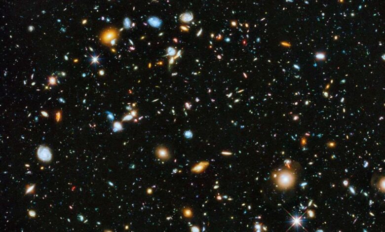 Lumpy universe test could overturn a century-old cosmic model