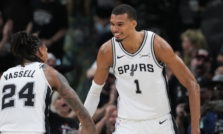 Spurs cruise past Trail Blazers in Game 5 to clinch series win