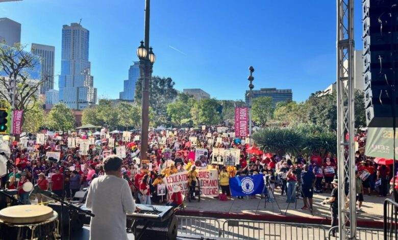 LAUSD teachers’ strike threat April 14 over pay, staffing