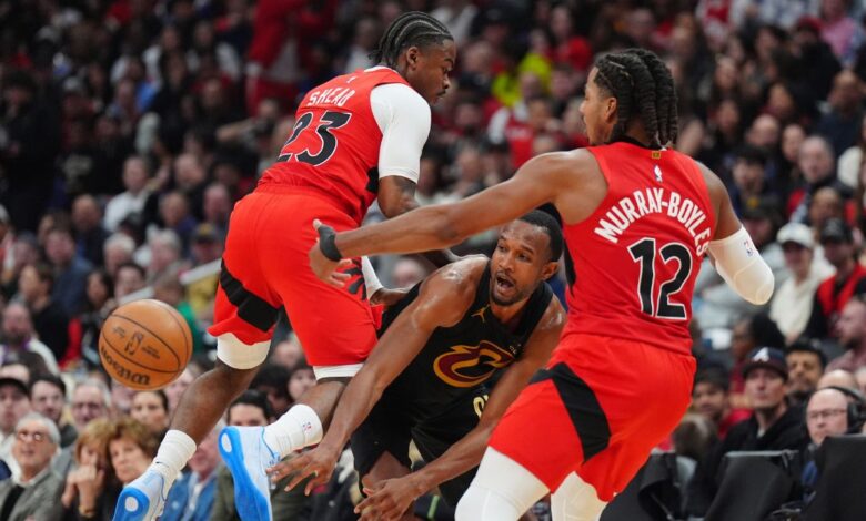 Raptors vs Cavaliers: Barnes leads comeback win to tie series