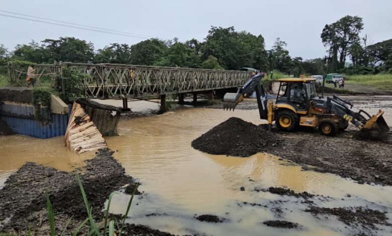 Floodwaters Cut Off Alotau as Haumo Bridge Faces Collapse Risk