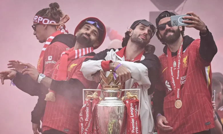 Ezért nem írt még alá Szoboszlai? Tovább gyengül a Liverpool