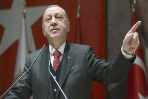 ن لیگ نے پی ٹی آئی کی اہم وکٹ گرادی، چودھری اختر میو مسلم لیگ ن میں شامل