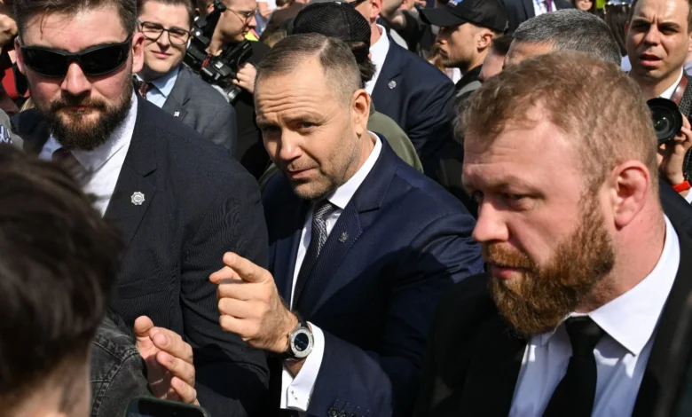 Polacy oczekują decyzji od Nawrockiego w sprawie sędziów TK