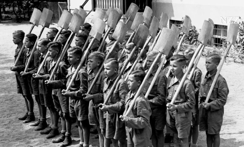 Weshalb Deutsche immer «Haltung zeigen» wollen