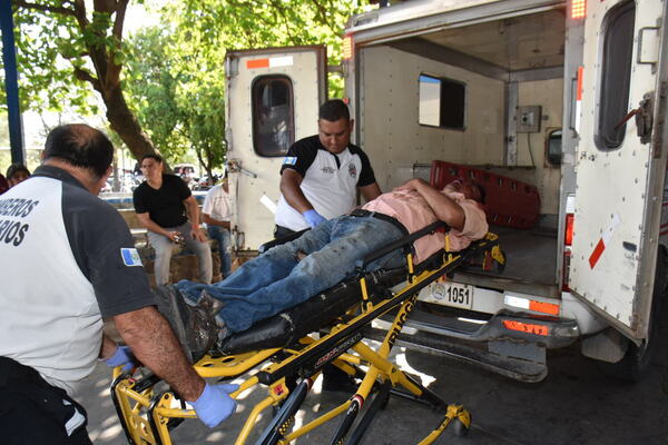 Hombre queda gravemente herido tras colisión: qué se sabe