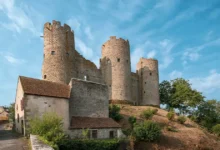 Bourbon-l’Archambault castle: history, views, and what to do
