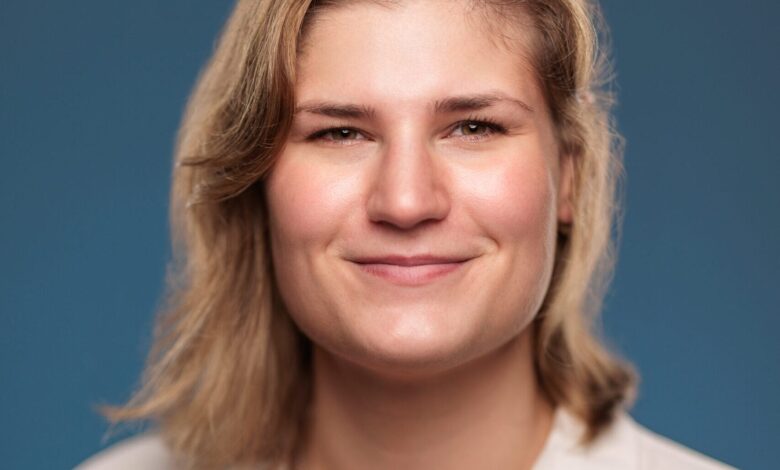 Walking from Cambridge to Logan: How one man did it