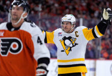 Crosby fires Penguins to life in Game 4 win vs Flyers