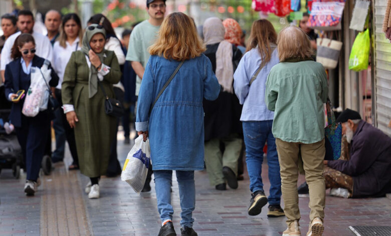 Iran Hijab Restrictions: Cafés Show Mixed Freedom