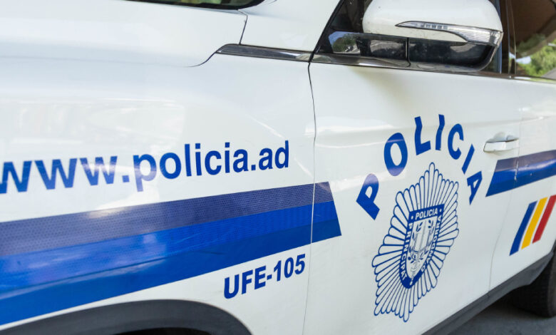 Arrestats per drogues a Encamp: dos homes detinguts amb restes de cocaïna i producte estupefaent