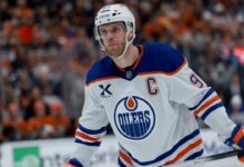 McDavid, Dickinson game-time decisions for Oilers in Game 5 of West 1st Round | NHL.com