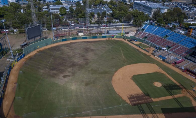 Kelvin Cruz exige consecuencias tras daños en el Estadio Quisqueya