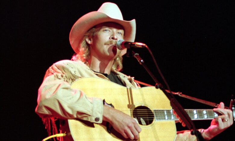 Alan Jackson’s “Don’t Rock the Jukebox” Hit Turns Chaos Into No. 1