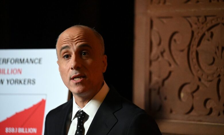 NY Comptroller Race Puts Drew Warshaw at the Center of Wall Street Fees