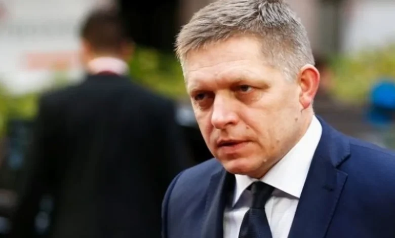 Балтийските страни затварят небето си за полета на Роберт Фицо до Москва