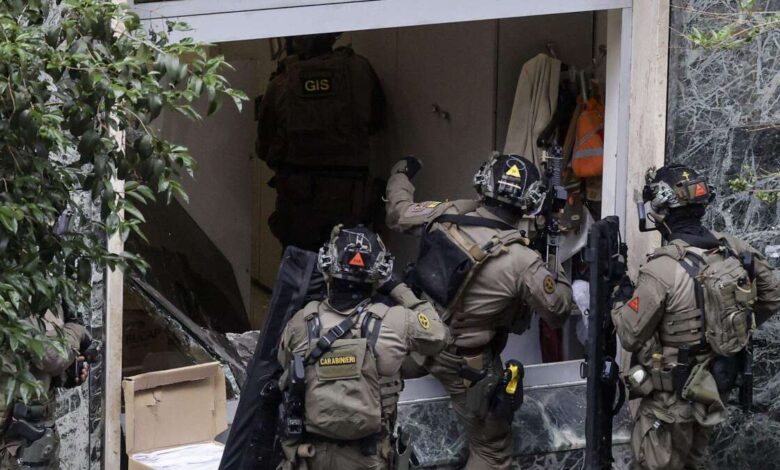 Geiselnahme in Neapel: Banküberfall endet mit Flucht durch Tunnel