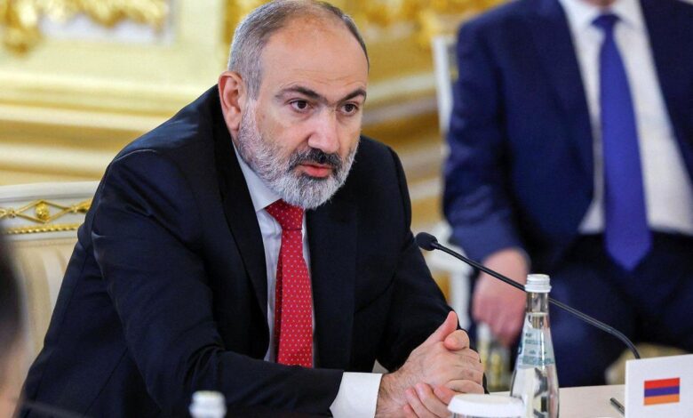 Ermenistan Başbakanı Paşinyan’dan Erivan’da Bayrak Yakma Provokasyonuna Sert Tepki