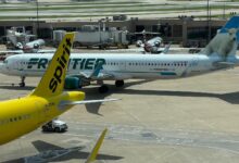 Low-cost carriers seek .5B fuel help as jet bills rise