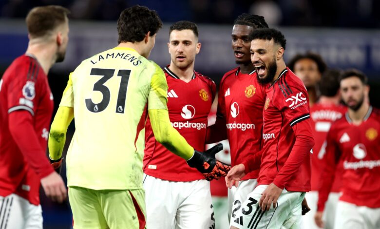مانشستر يونايتد يقتنص فوزاً ثميناً وتوتنهام يغرق في أزمته