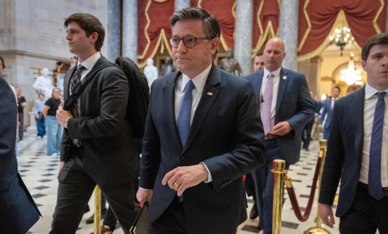 House renews surveillance program only until April 30