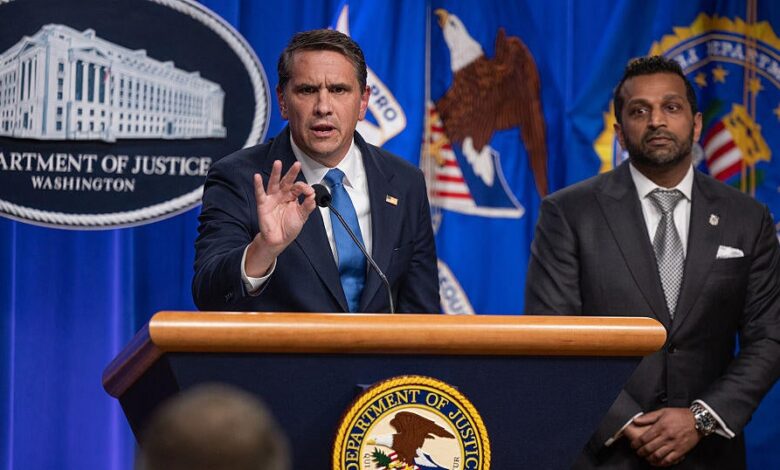 DOJ indictment flaws argued by former prosecutors in SPLC case