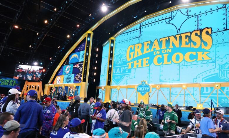 NFL Draft Rumor: Browns Could Trade Up for a Late QB or Tackle Pick