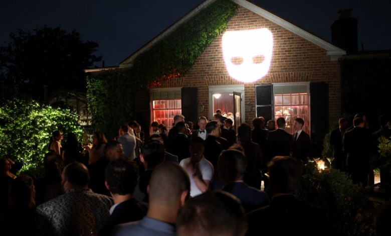 Grindr — yes, Grindr — won the WHCD party circuit