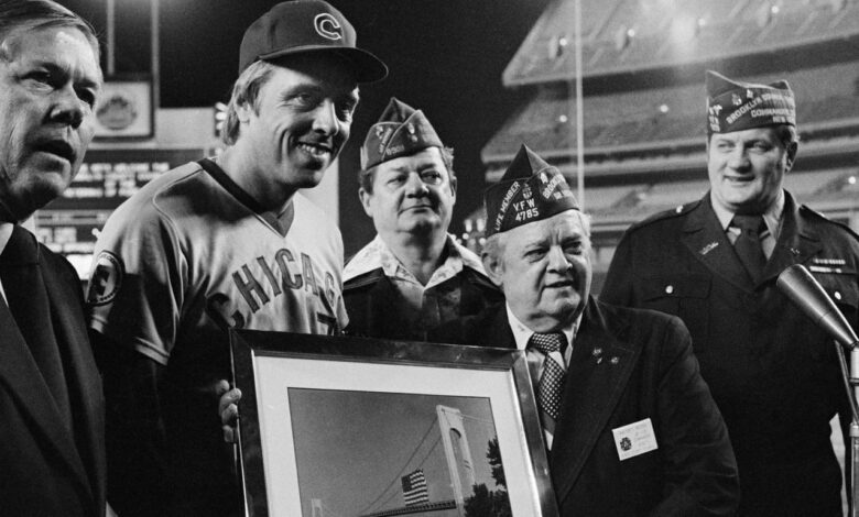 Monday still gets letters: 50 years after saving the American flag