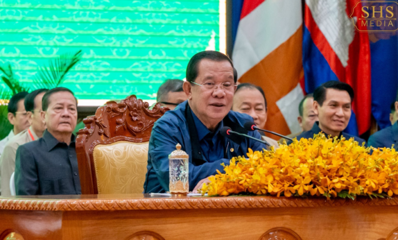 សម្ដេច​តេជោ​ជំរុញ​ឱ្យមន្ត្រីសន្សំសំចៃ និងទប់ស្កាត់​រកស៊ីមិនបង់ពន្ធ​ឱ្យ​រដ្ឋ