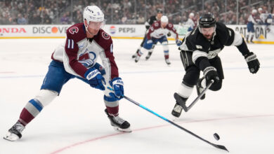 Avalanche vs Kings: Makar’s late goal puts Colorado 3-0 up