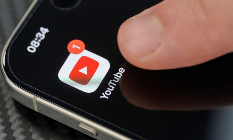 YouTube’s picture-in-picture is reaching everyone on Android and iOS