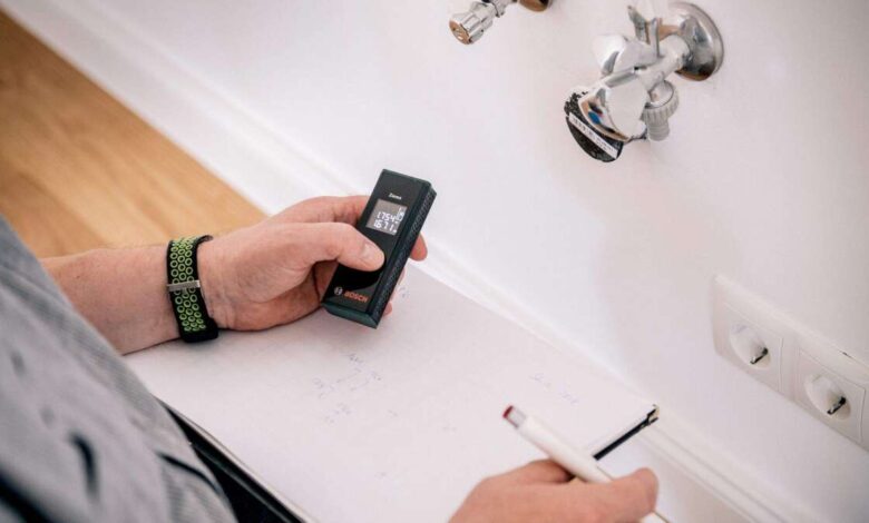 Ciao Zollstock! Warum Laser-Messgeräte den Alltag erleichtern