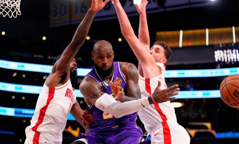 Rockets stave off elimination again: beat Lakers in Game 5