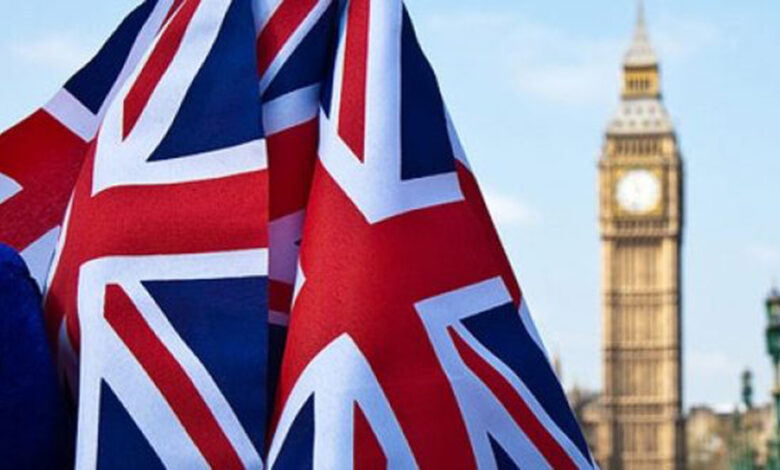 França e Reino Unido articulam plano para destravar o Estreito de Ormuz