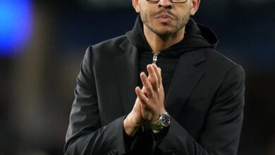 Chelsea sa thải HLV Liam Rosenior sau chuỗi trận khủng hoảng