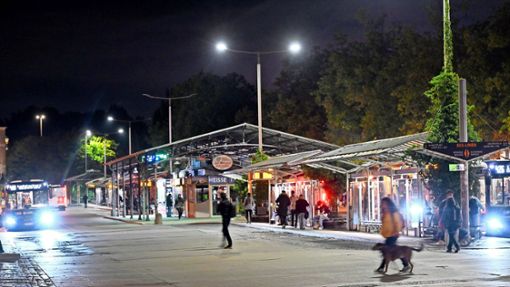 Protest in Ludwigsburg: Kritik an Polizeikontrollen am Bahnhof