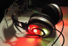 Green Powered Headphones: Noise Canceling From City Vibes