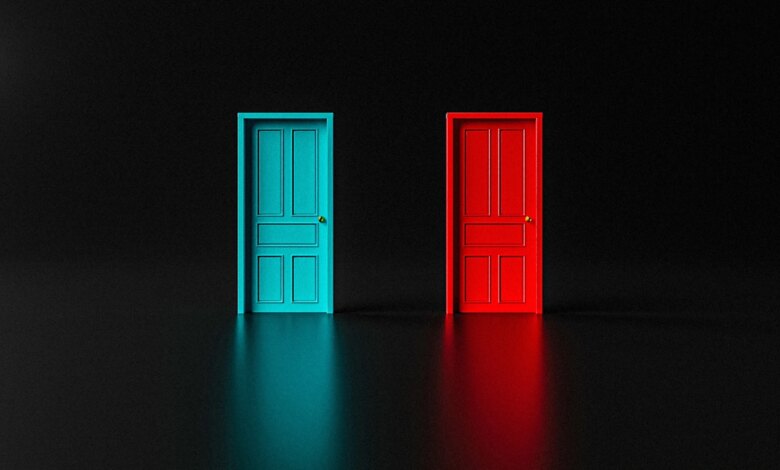 Solopreneurs: Use Reversible vs. Irreversible Decisions