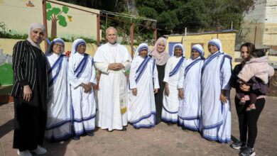 Papa Leon al XIV-lea, primit cu entuziasm la Yaoundé